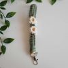 Accessories SujuMade | Green Flower Wristlet