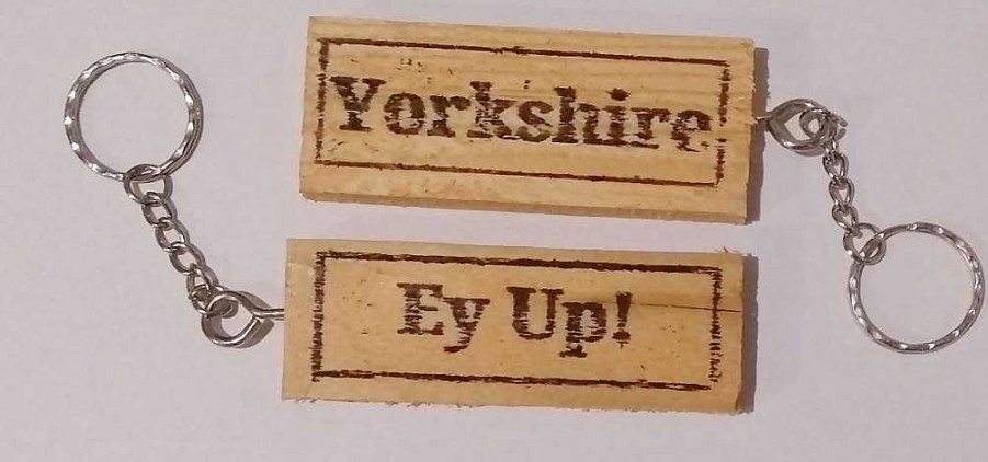 Gifts GPlank Furniture | Yorkshire Ey Up! Keyring