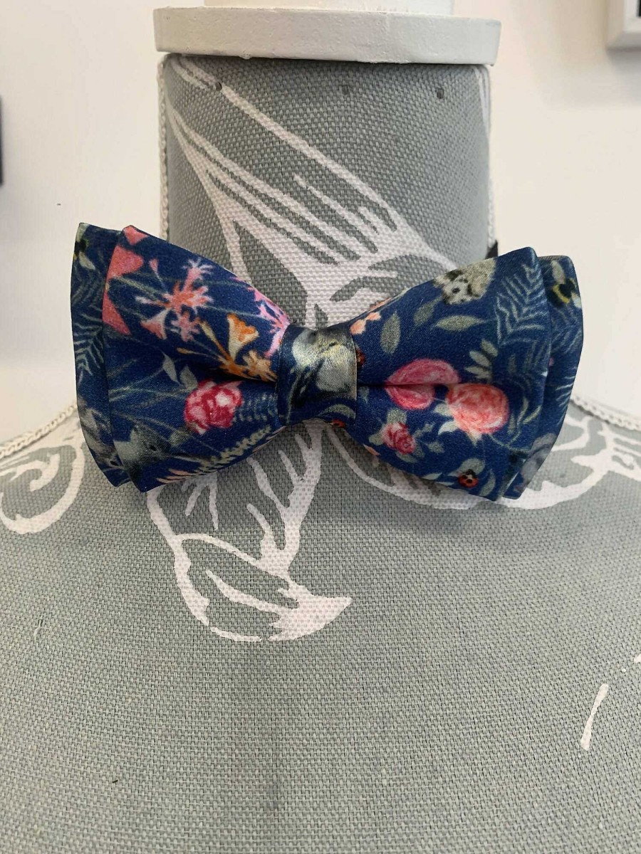 Gifts Pattern Passion | Silk Bow Tie Men'S Handpainted Design