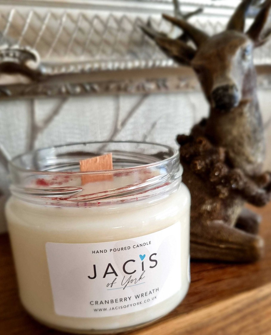 Gifts Jacis of York | Jacis Of York: Cranberry Wreath Scented Candle