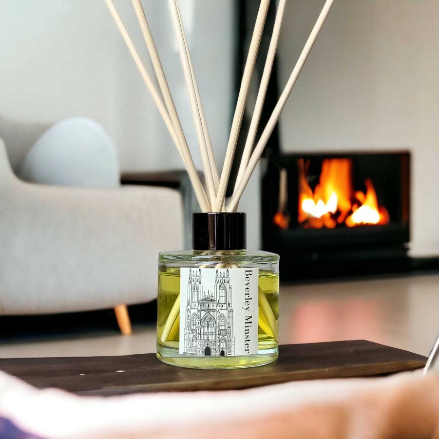 Gifts Edge of the Wolds | Beverley Minster Honey & Tobacco Reed Diffuser 100Ml