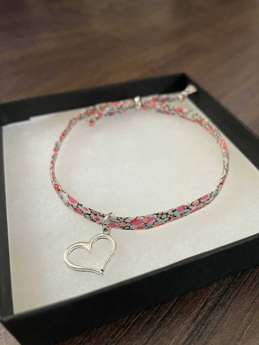 Gifts Ada Rose Design | Liberty Of London Heart Charm Bracelet (Dark Pink)