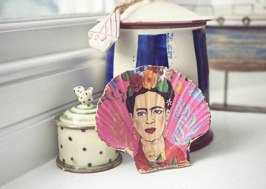 Gifts Periwinkle Shells | Pink Frida Kahlo