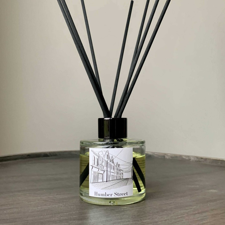 Gifts Edge of the Wolds | Humber Street Plum & Rhubarb Reed Diffuser 100Ml