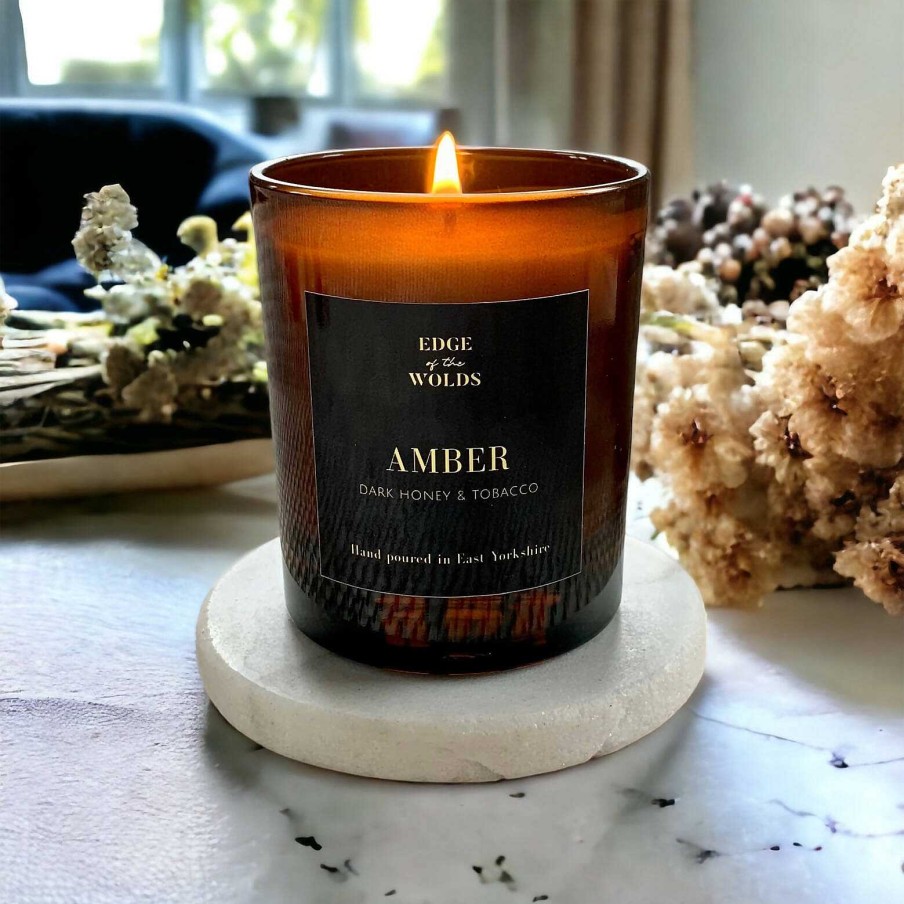 Gifts Edge of the Wolds | Edge Of The Wolds Amber Dark Honey And Tobacco Scented Candle 160G