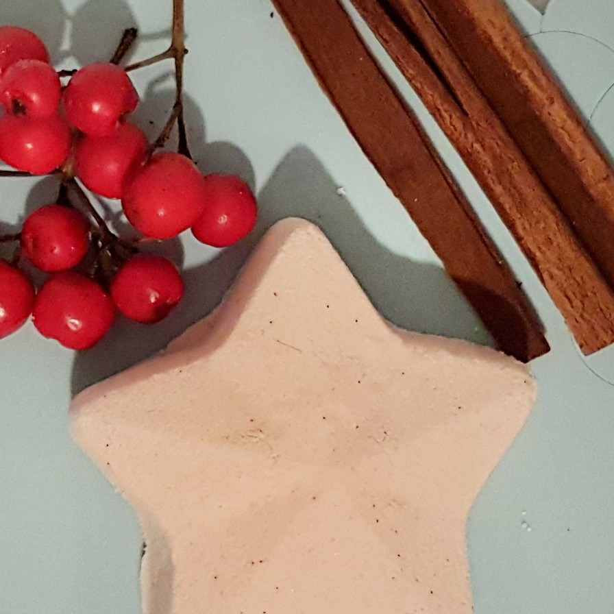 Gifts Little Shop of Lathers | Christmas Star Bath Bomb