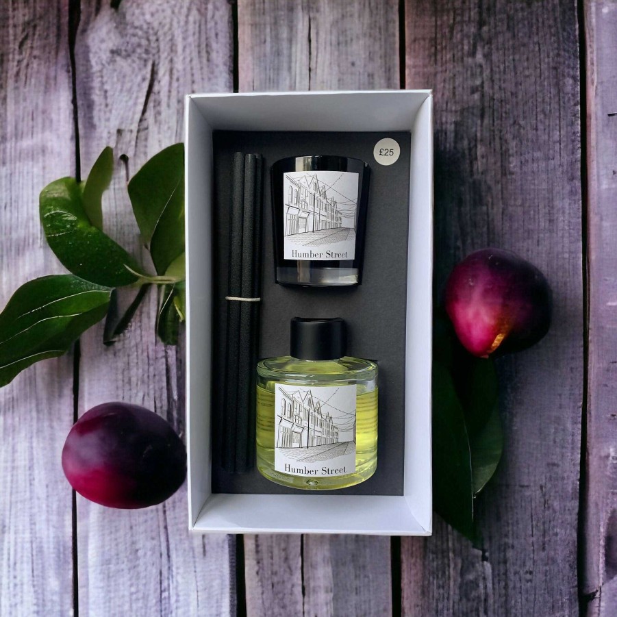 Gifts Edge of the Wolds | Humber Street Plum & Rhubarb Candle & Diffuser Gift Set 75G/100Ml