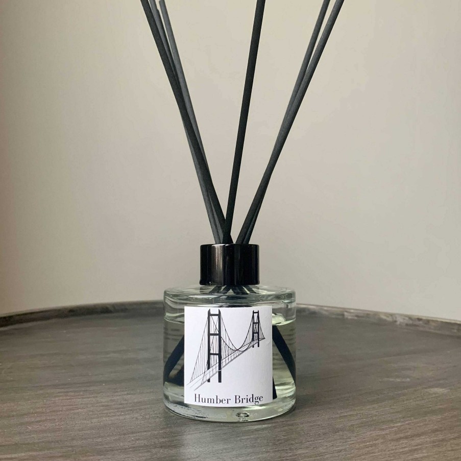 Gifts Edge of the Wolds | Humber Bridge Seaweed & Juniper Reed Diffuser 100Ml